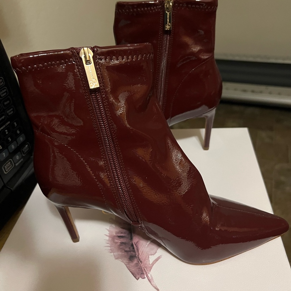 Elegant Burgundy Jessica Simpson Botties
